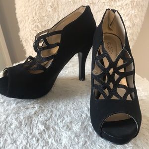 Black Peep Toe Criss Cross Heels